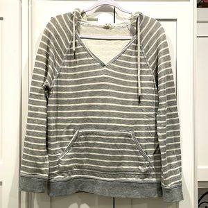 ROXY Brand hooded lightweight sweatshirt. Size XL.